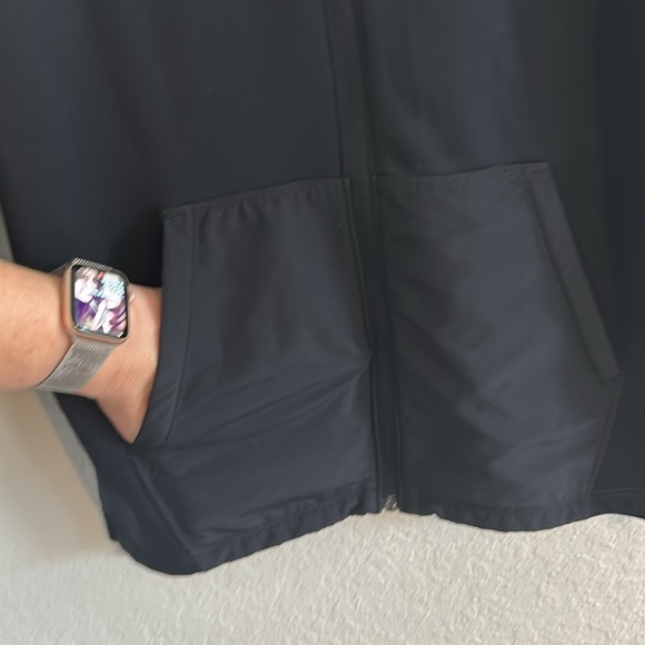 UA COLDGEAR jacket w/ hoodie - Picture 4 of 8